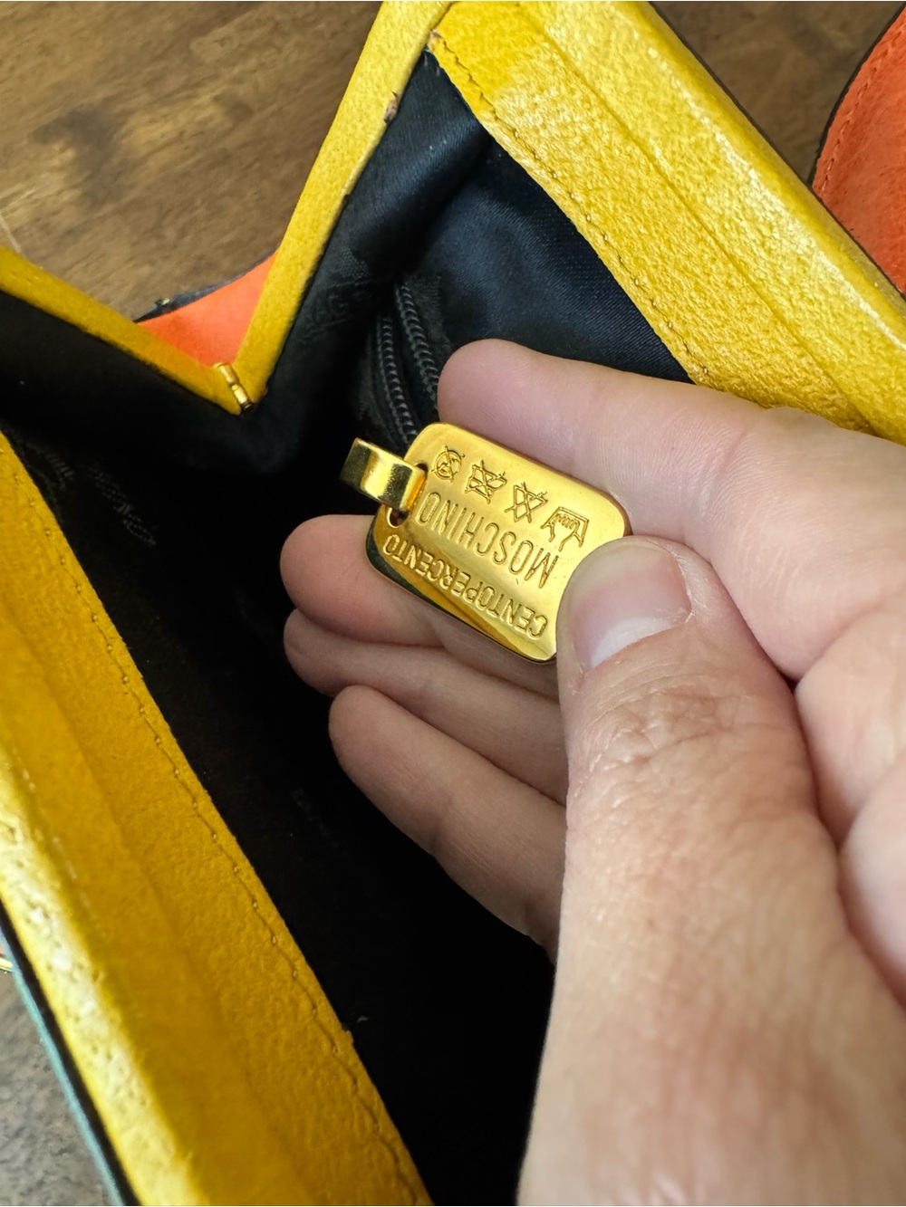 RARE Vintage Moschino Redwall Heart Handle Bag 90s Colorblock Leather Novelty - Picture 11 of 16